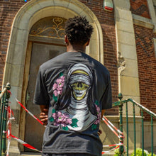 Load image into Gallery viewer, Gray Oversized Mummy T-shirt
